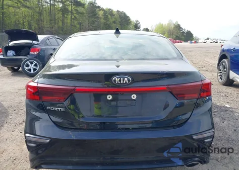 2019 Kia Forte Lxs z USA, uszkodzony, nr VIN 3KPF24AD2KE124486
